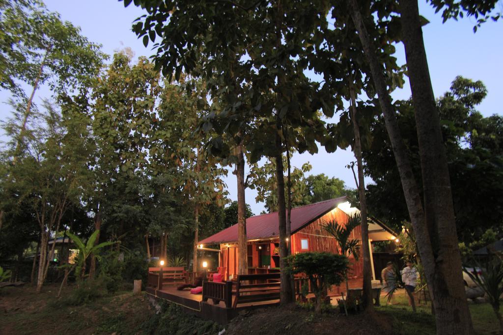 メーサイ Baan Suan Auy Khamヴィラ エクステリア 写真