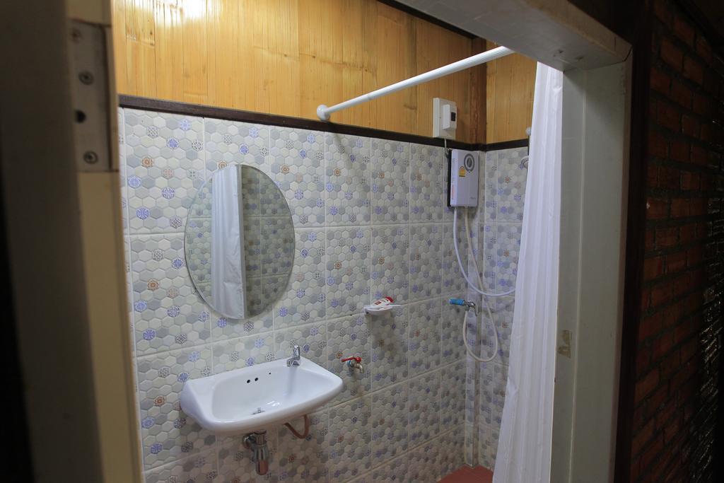 メーサイ Baan Suan Auy Khamヴィラ エクステリア 写真